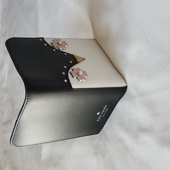 Kate Spade Passport and credit cards holder - Picture 3 of 7
